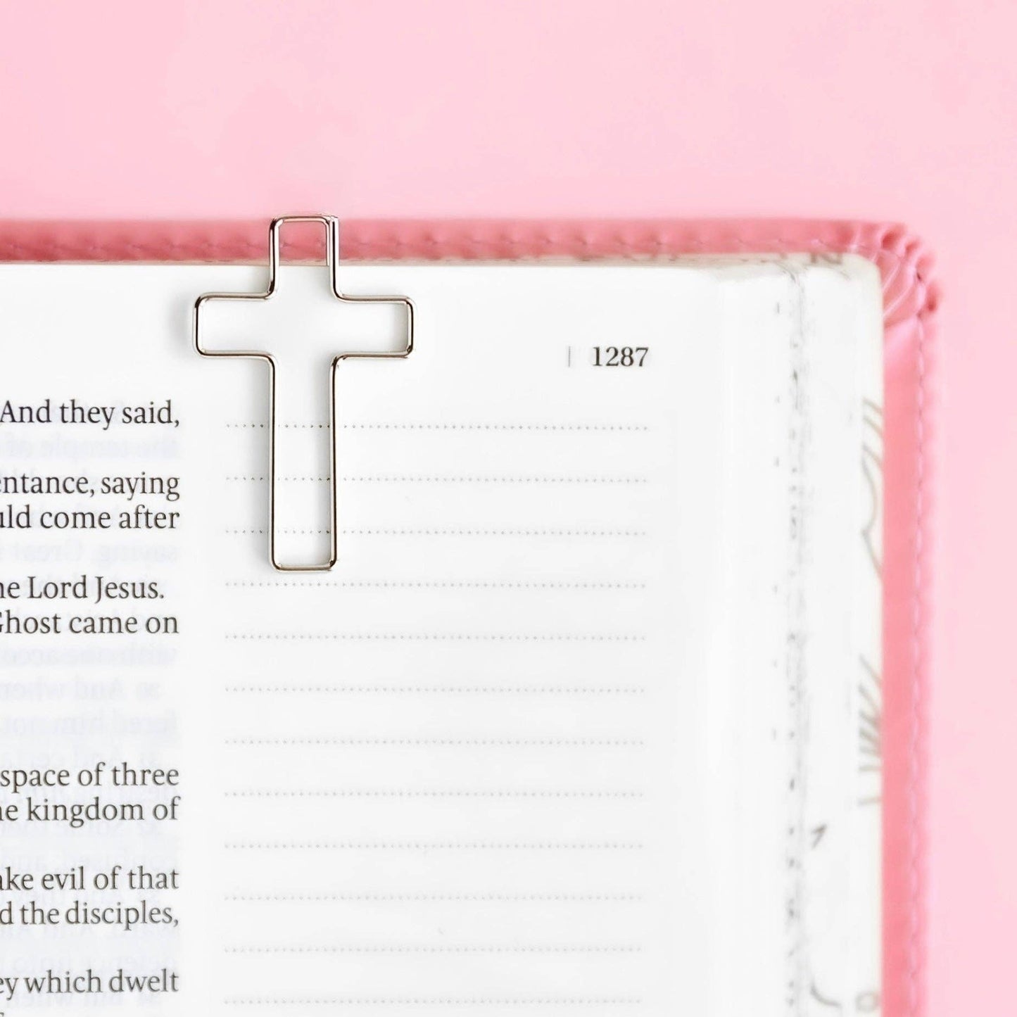 Bookmark + Cross Paper Clips: Matthew 28:19
