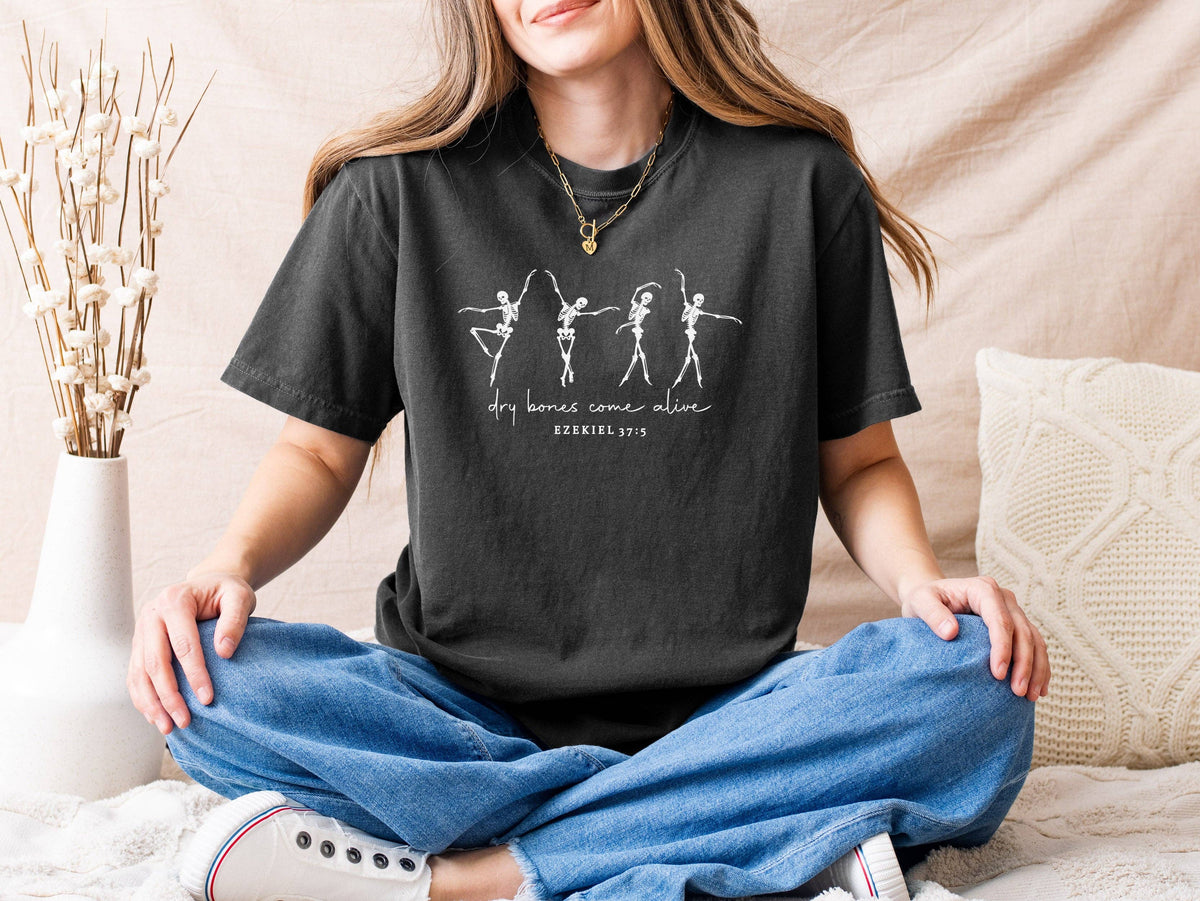 DRY BONES COME ALIVE TEE