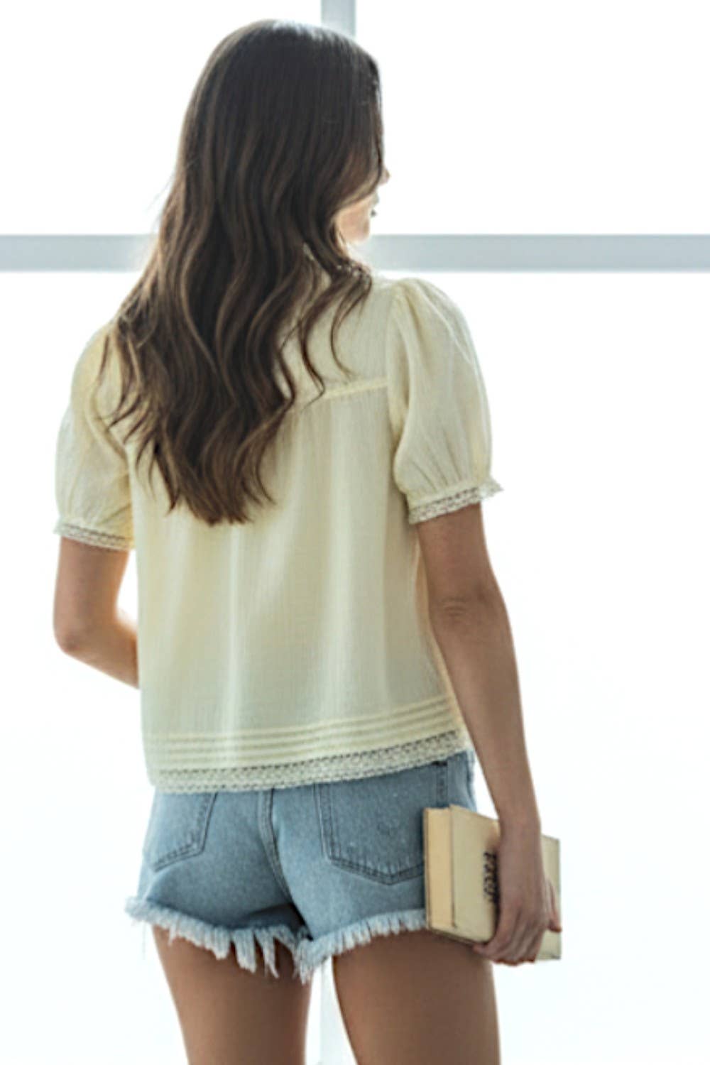 Romantic Lace Trim Cropped Cotton Blouse