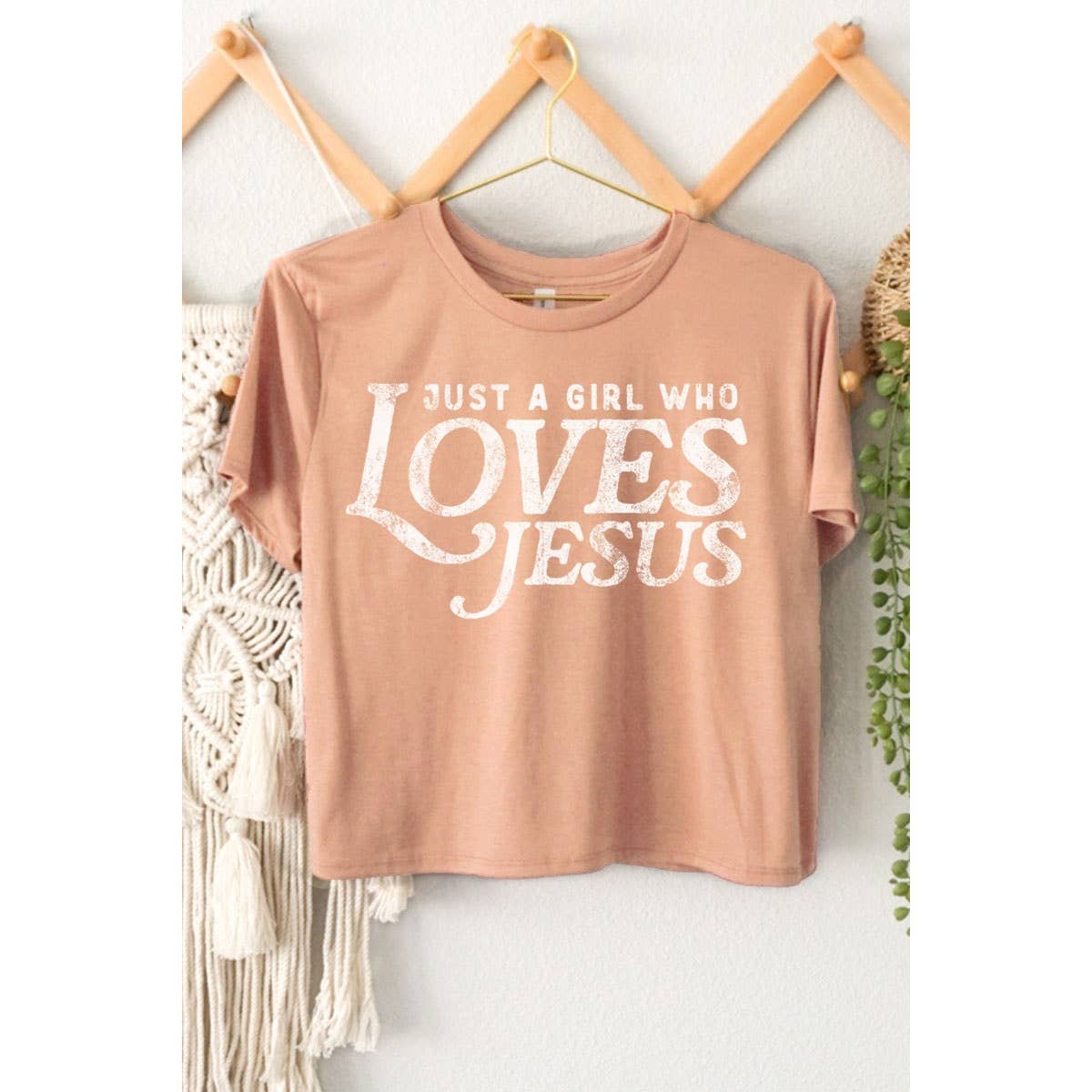 JUST A GIRL WHO LOVES JESUS GRAPHIC CROP TOP