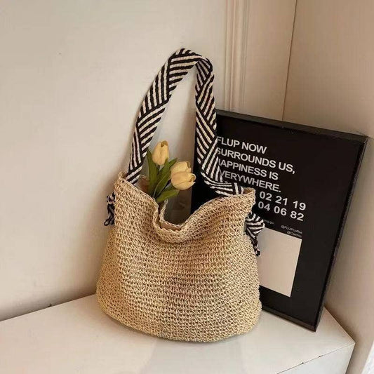 Black Straw Woven One-Shoulder Commuter Tote Bag