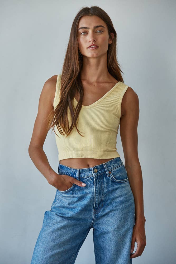 Seamless Sleeveless UV Neck Reversible Tank Top in Sunlight
