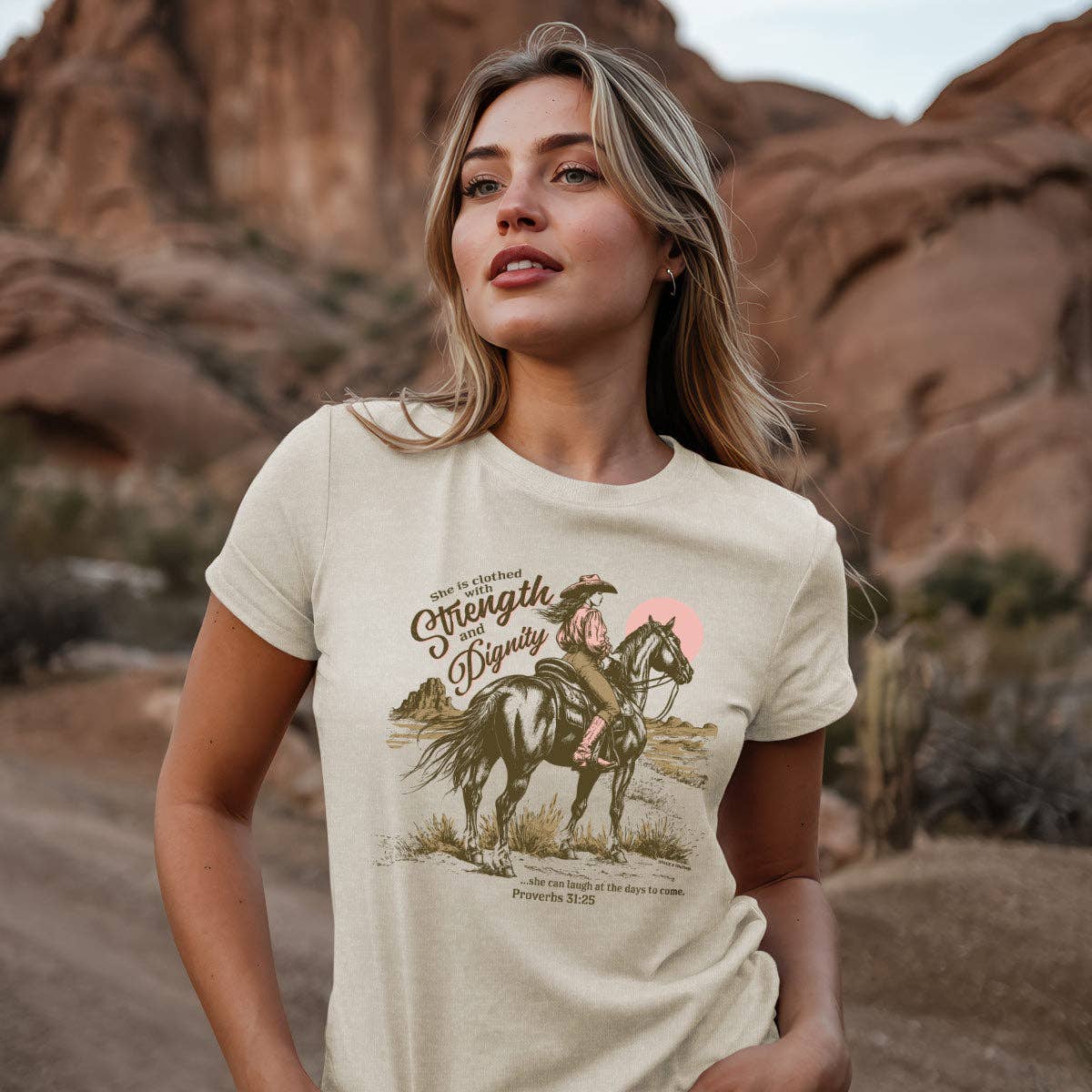 Grace & truth Women's T-Shirt Cowgirl Strength: Sweet Cream Heather