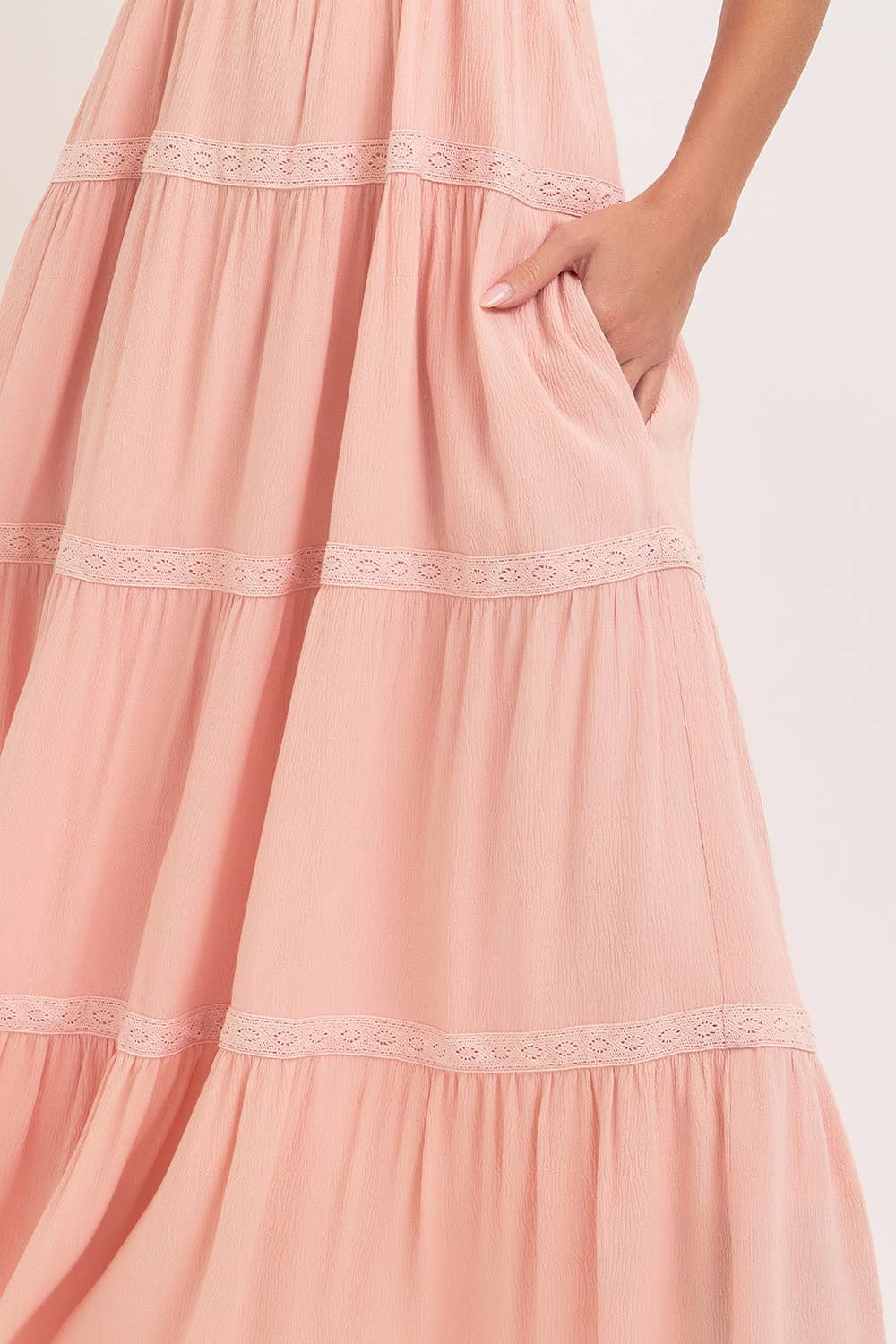 SMOCKED BRODICE TIERED MAXI DRESS: BLUSH / Contemporary