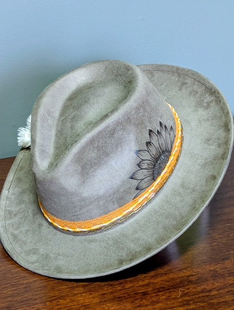 🌻 Turn Toward the Light Hat 🌻