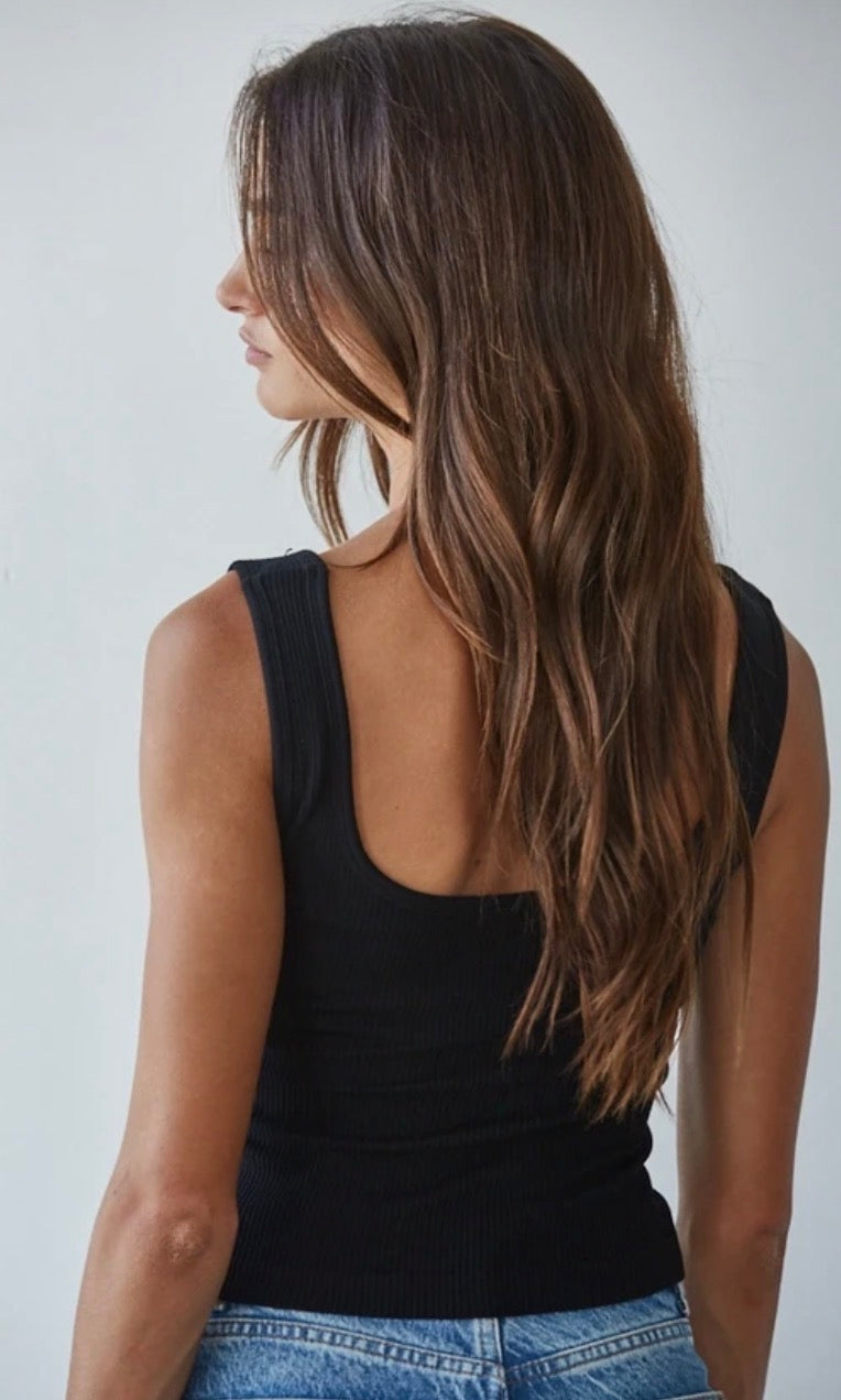 Seamless Scoop Neck Tank
