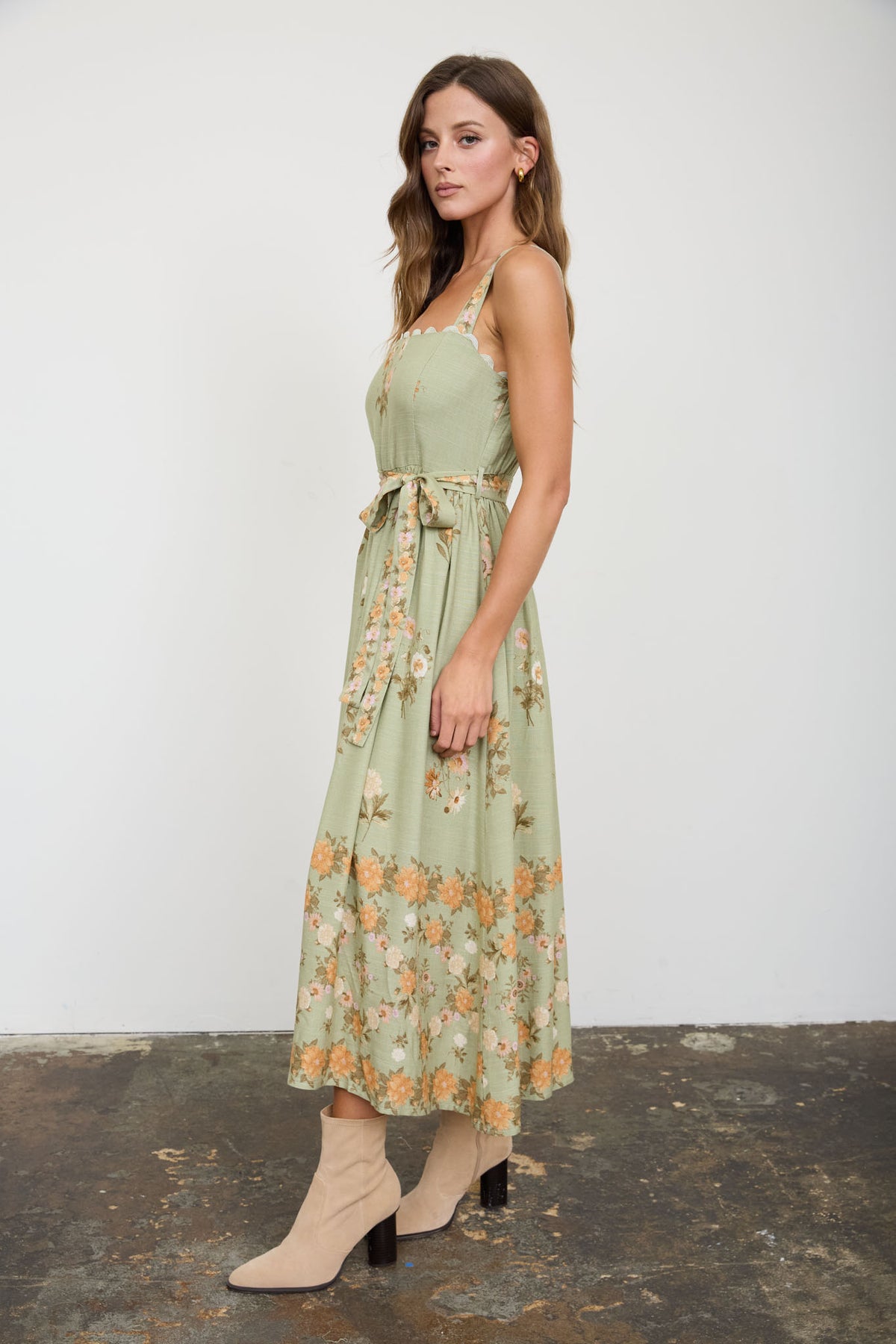 Floral Scalloped Midi Dress