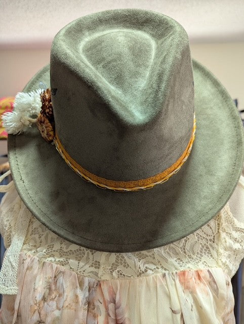 🌻 Turn Toward the Light Hat 🌻