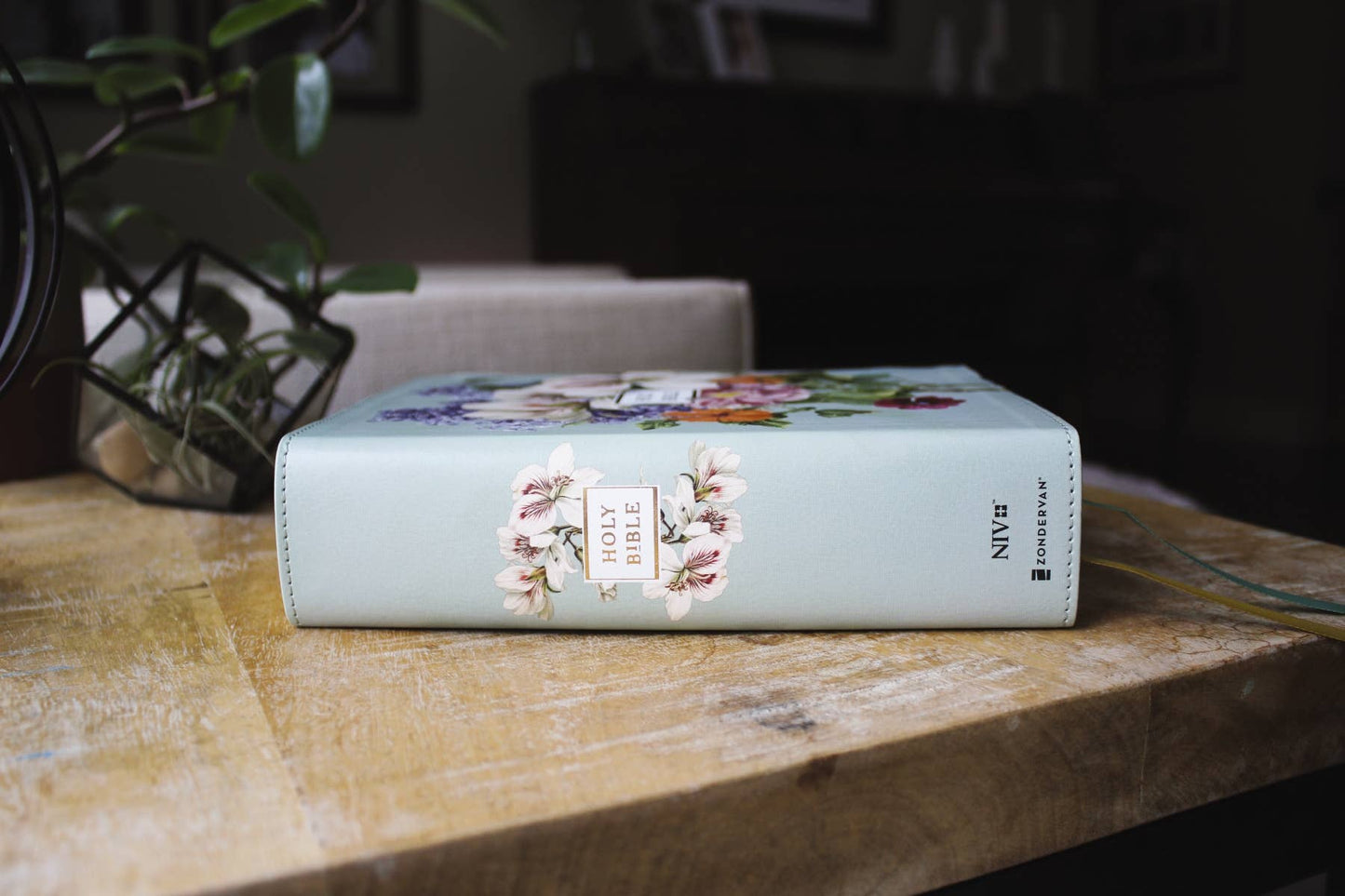 NIV Artisan Collection Bible LP Leathersoft Sage Floral