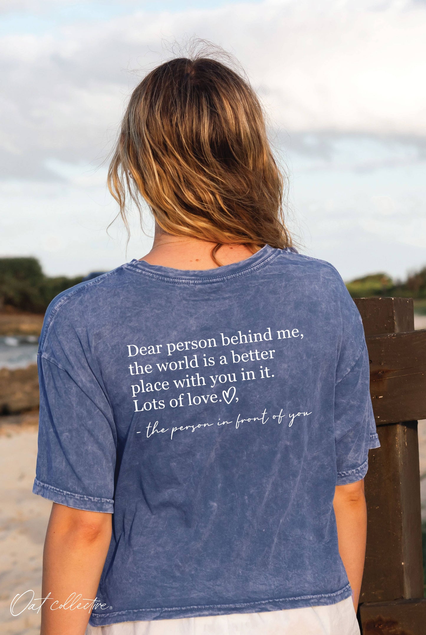 BE KIND Cropped Mineral Graphic Top