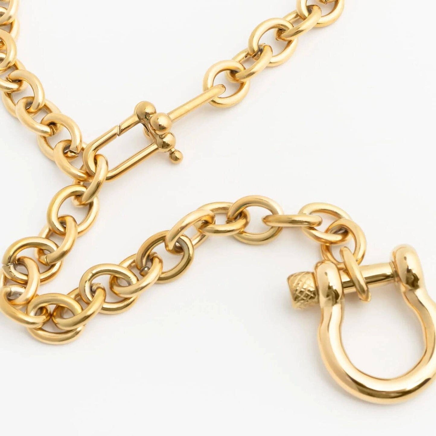 Gold Stainless Steel Y Necklace with Horseshoe Carabiner